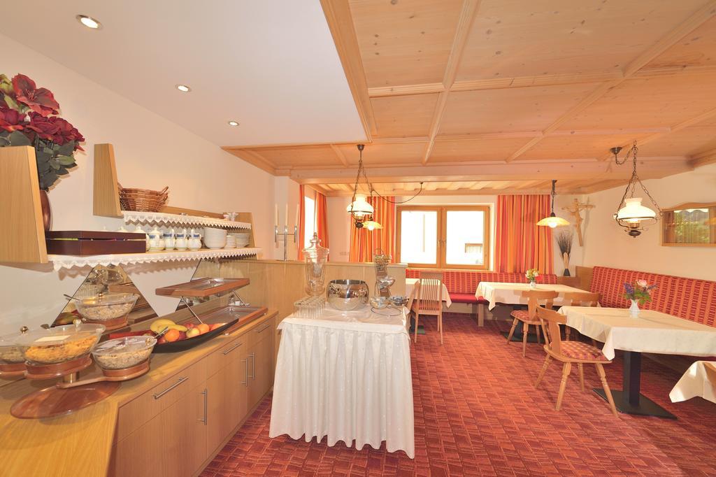 Hotel Garni Viktoria Санкт-Антон-ам-Арльберг Экстерьер фото